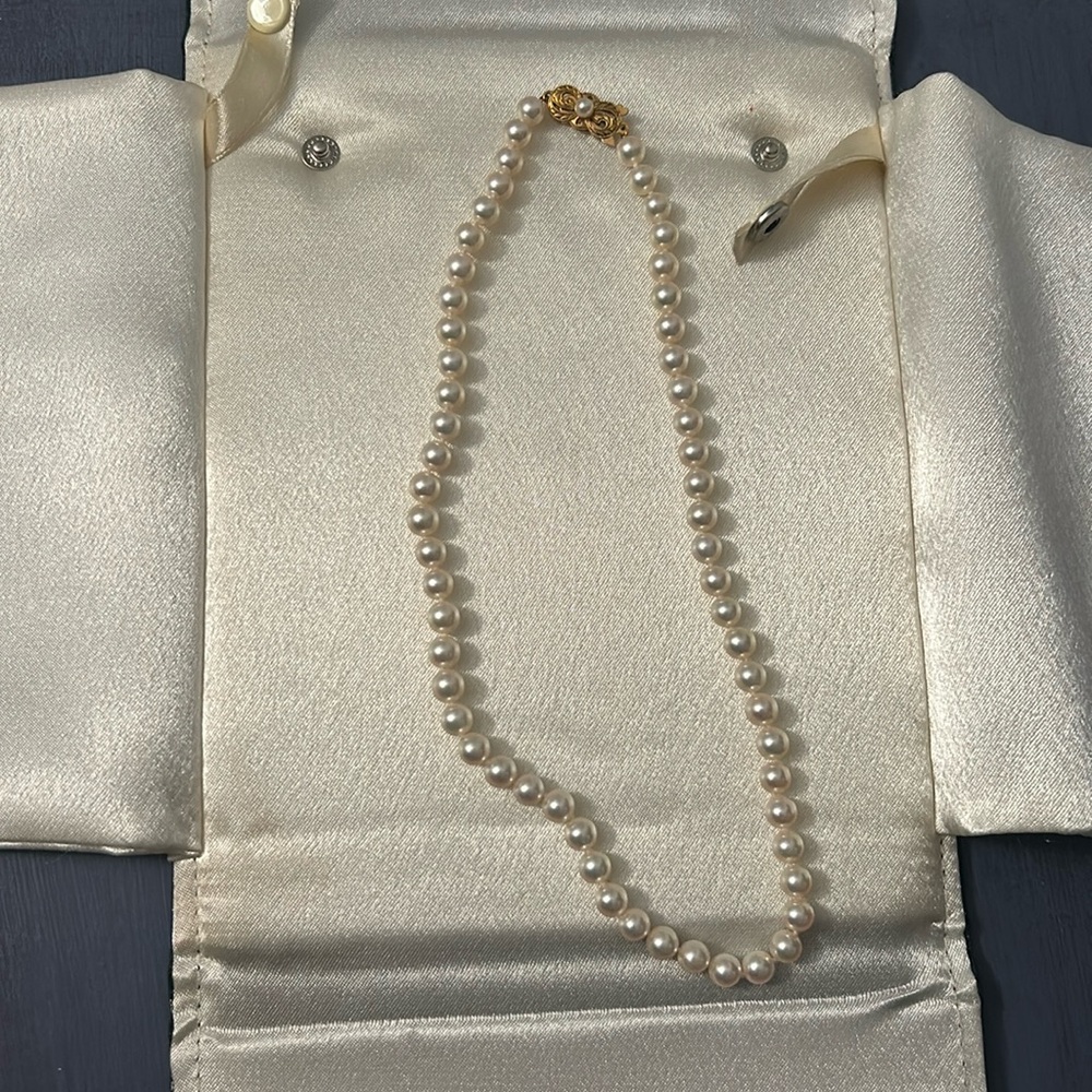 16.5 inch 6 to 6 1/2 mm pearls Mikimoto.